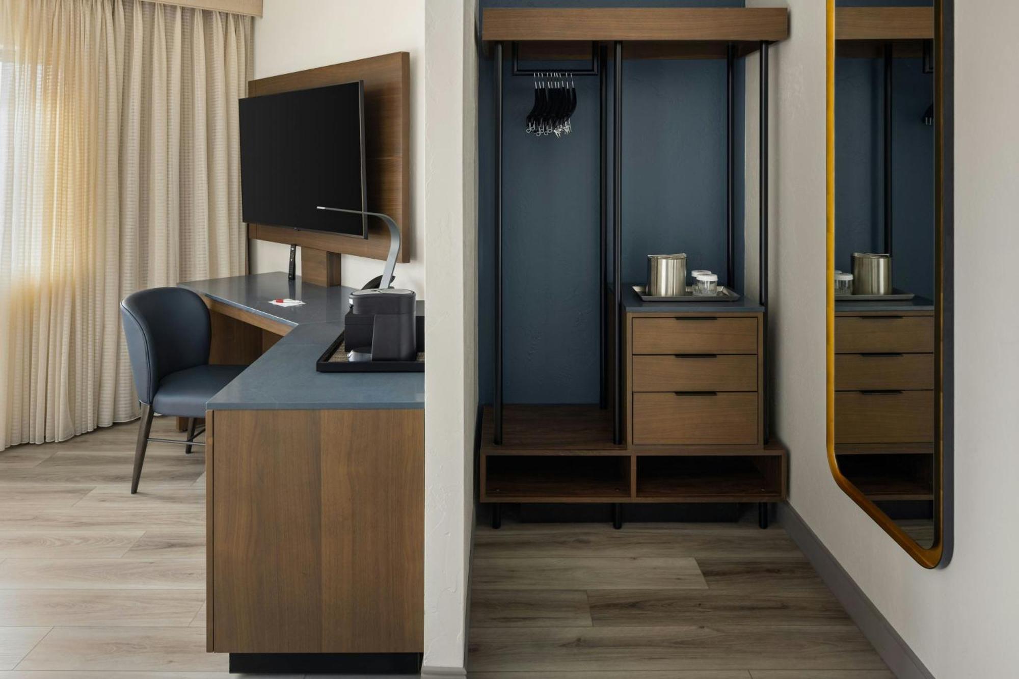 Oshkosh Marriott Waterfront Hotel & Convention Center Extérieur photo