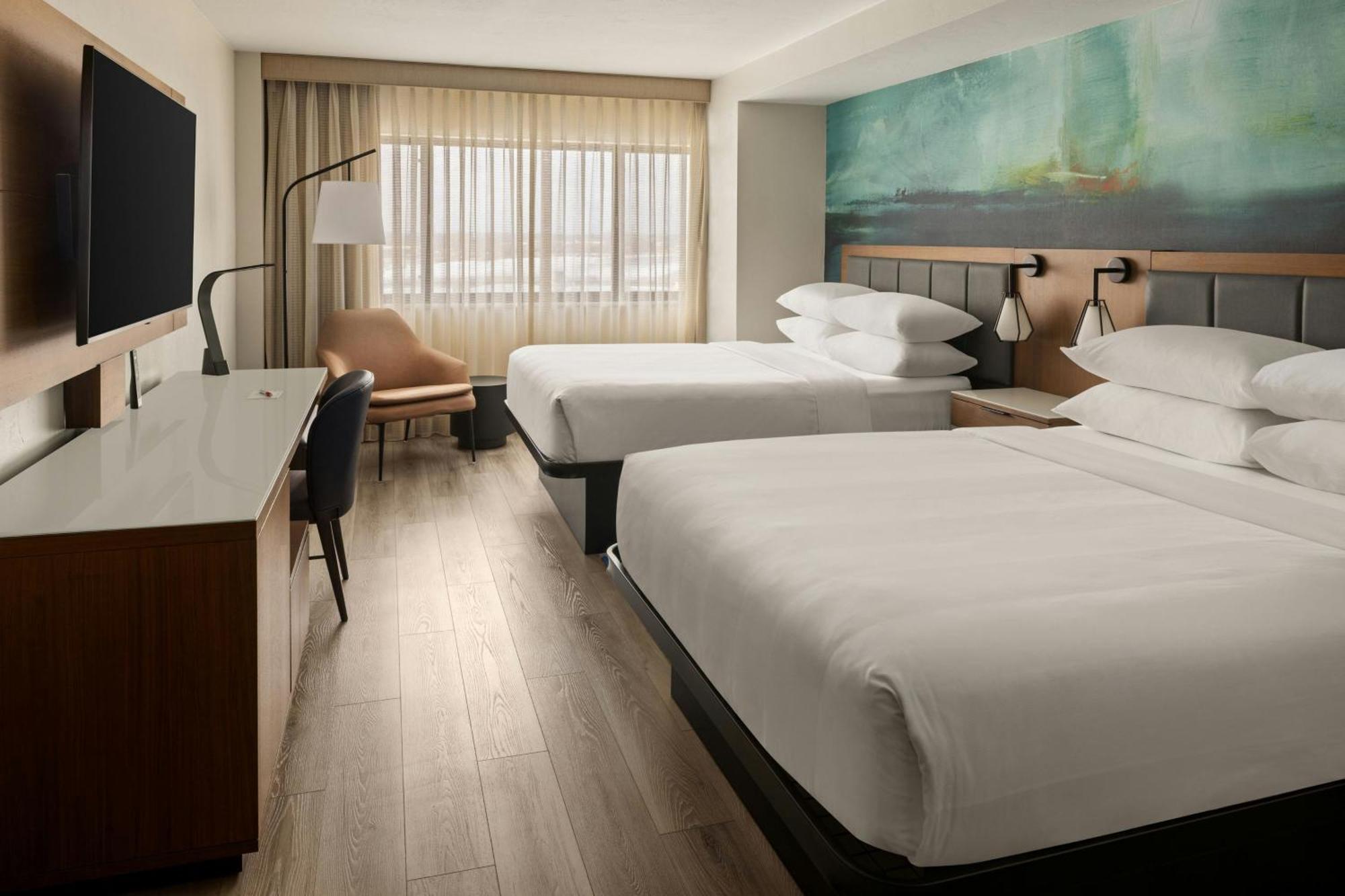 Oshkosh Marriott Waterfront Hotel & Convention Center Extérieur photo
