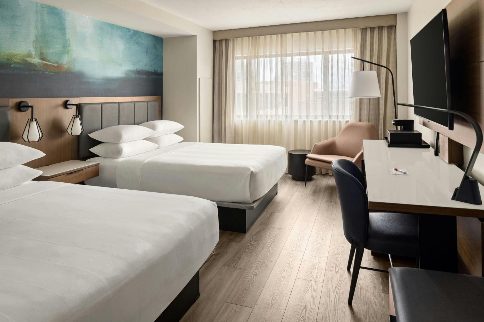 Oshkosh Marriott Waterfront Hotel & Convention Center Extérieur photo